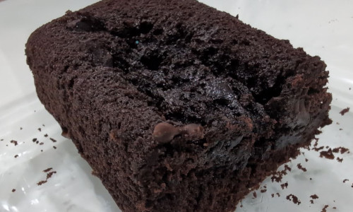 Chocolate Cake (Moelleux + Chunks)